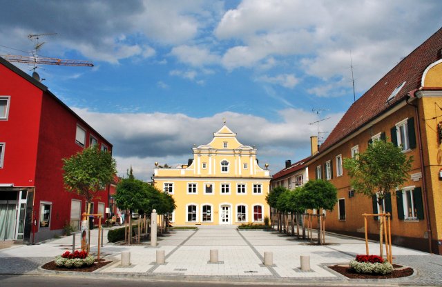 Dr. Georg und Lu-Zimmermann-Platz